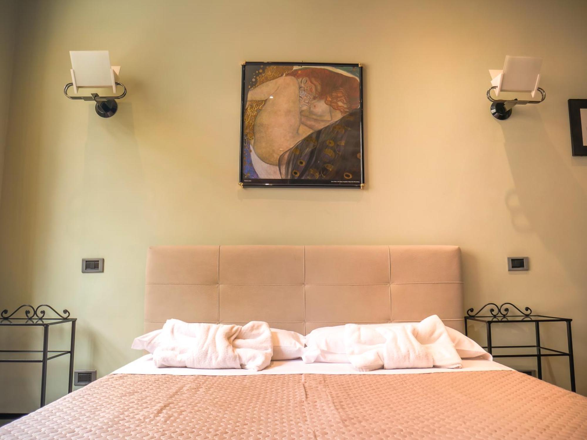 Romarex Luxury Apartment ภายนอก รูปภาพ